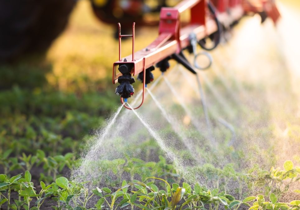 Nozzle,Of,The,Tractor,Sprinklers,Sprayed.soybean,Spraying.